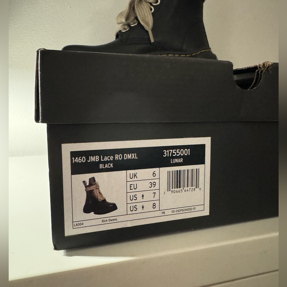RICK OWENS DMXL LEATHER LACE UP BOOTS 1460 - Picture 2 of 12